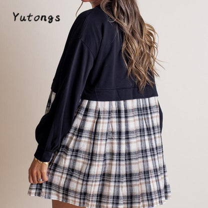 Chic Women's Autumn Plaid Print Short T-Shirt Dress with Long Sleeves and Round Neck